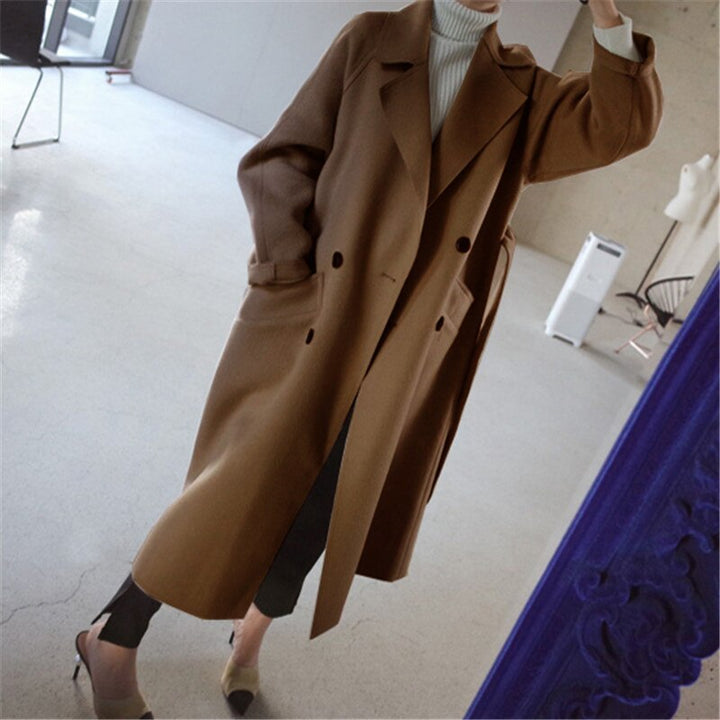 LAURY | Classic Wool Coat