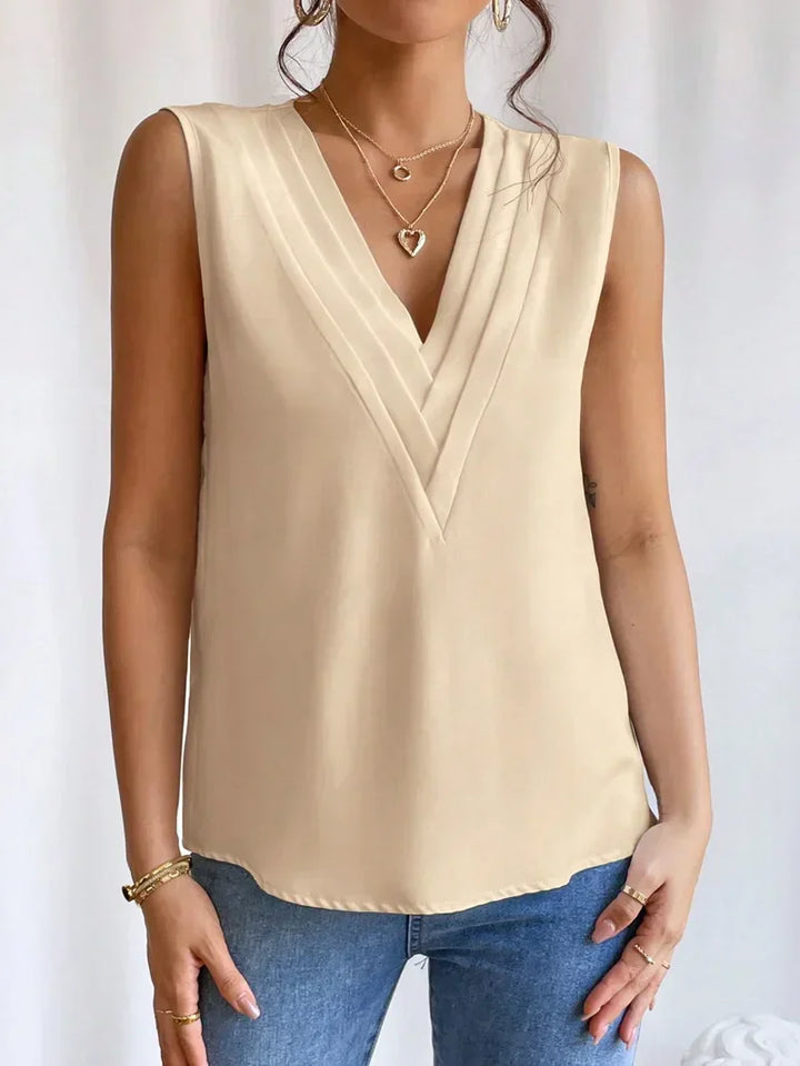 Emma™ - Elegant plain blouse